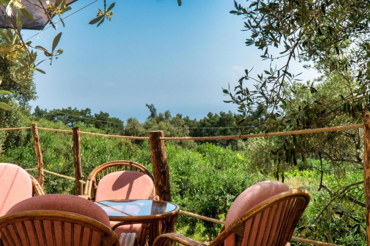 Luxury Dome Tents Ikaria Ap'Esso2 Raches  Bagian luar foto